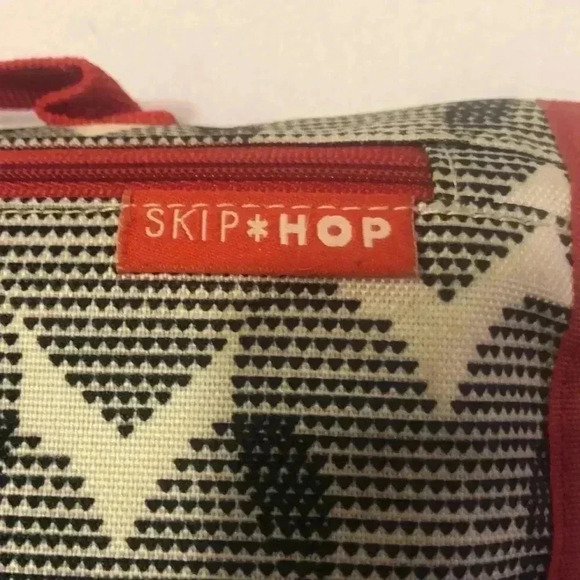 Skip Hop changing station bag. - Picture 2 of 12